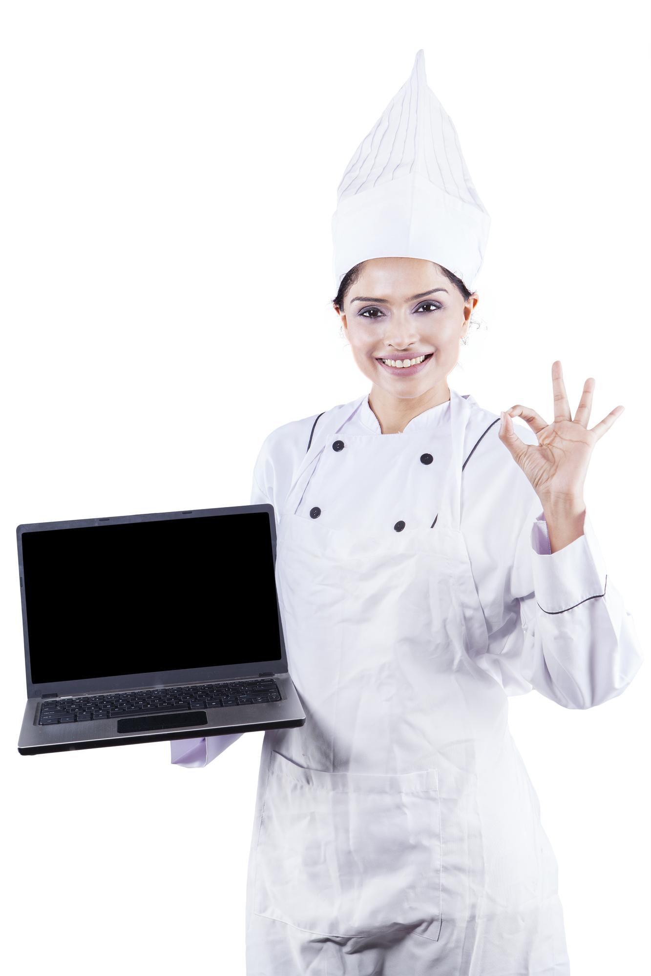 Interno laboratorio con chef e studenti